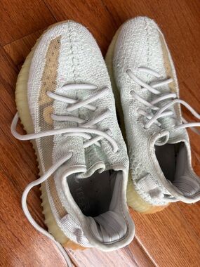 Yeezy Kids Sneakers - Light Mint Green Cream Accents